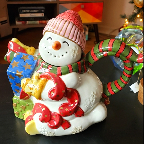 Fitz and Floyd Teapot - Picture 1 of 3